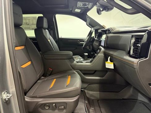 New 2026 GMC Sierra 1500 AT4 w/ AT4 Premium Package AWD/4WD image 30