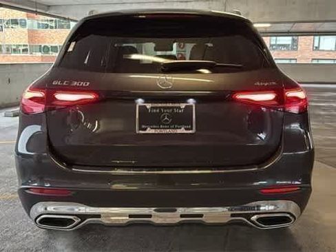 Certified 2025 Mercedes-Benz GLC 300 GLC 300 image 7