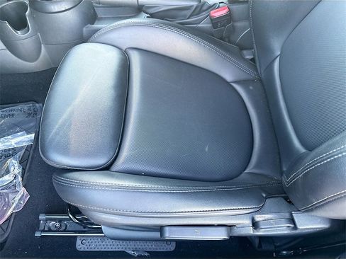 Used 2019 MINI Cooper S image 18