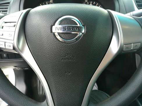 Used 2016 Nissan Altima 2.5 image 9