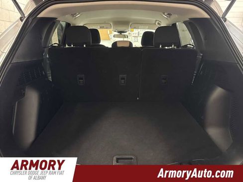 Used 2022 Ford Escape SE image 27