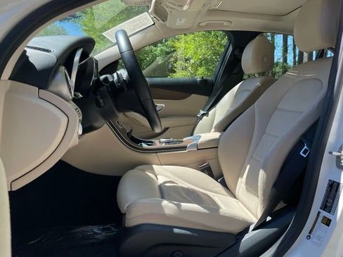Used 2019 Mercedes-Benz C 300 Sedan w/ Premium Package image 14