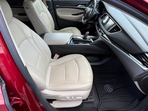 Used 2019 Buick Enclave Essence FWD image 42