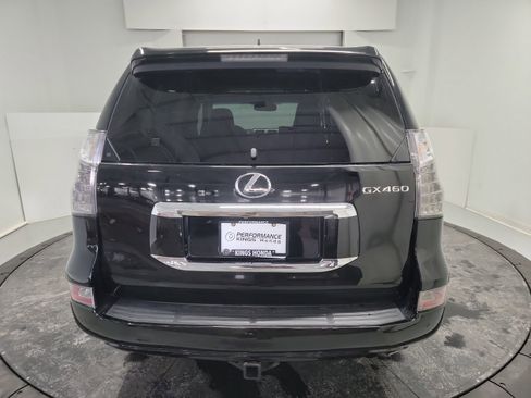 Used 2018 Lexus GX 460 image 8