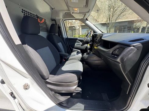 Used 2018 RAM ProMaster City Tradesman FWD image 12