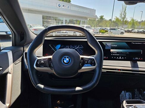 Used 2025 BMW iX xDrive50 image 22