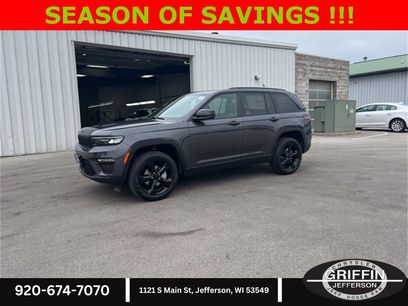 New 2025 Jeep Grand Cherokee Limited w/ Black Appearance Package