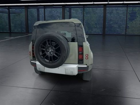 Used 2024 Land Rover Defender 110 S AWD/4WD image 7