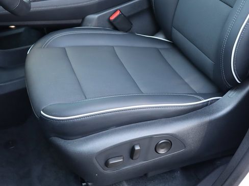 New 2025 Buick Enclave Preferred image 11