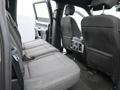 Used 2018 Ford F150 XLT w/ Equipment Group 302A Luxury AWD/4WD image 18