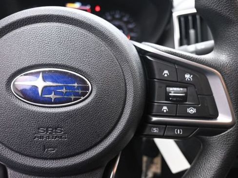 Used 2022 Subaru Crosstrek 2.0i AWD/4WD image 14