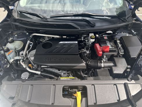 Used 2023 Nissan Rogue SV FWD image 36