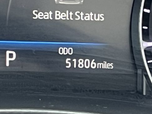 Used 2020 Toyota Highlander XLE image 22