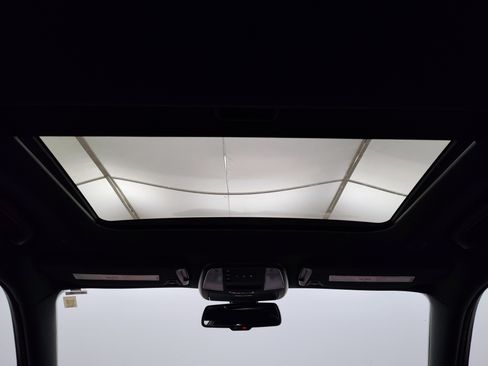 Used 2020 Dodge Charger Scat Pack w/ Driver Convenience Group image 5