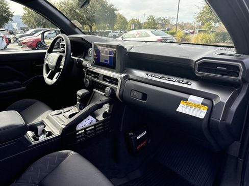 New 2025 Toyota Tacoma SR5 RWD image 33