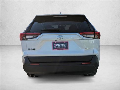 Certified 2022 Toyota RAV4 XLE Premium image 7
