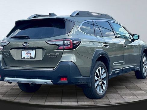 Used 2024 Subaru Outback Touring AWD/4WD image 6