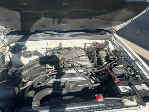 Used 2000 Toyota Tacoma 4x4 Xtracab V6 image 21