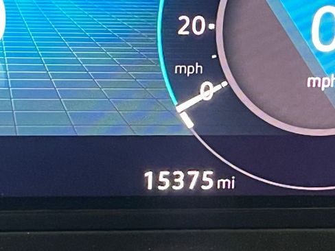 Certified 2025 Volkswagen Atlas SE w/ Panoramic Sunroof Package image 22