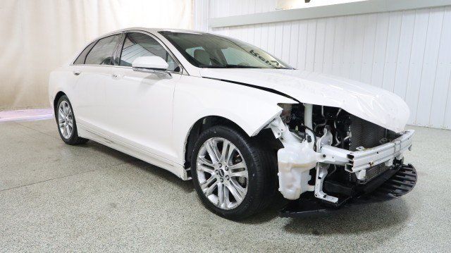 Used 2014 Lincoln MKZ Hybrid w/ Equipment Group 202A Reserve FWD image 5