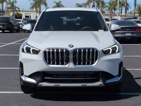 New 2026 BMW X1 xDrive28i w/ Convenience Package image 3