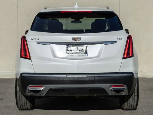 Used 2021 Cadillac XT5 Premium Luxury image 4