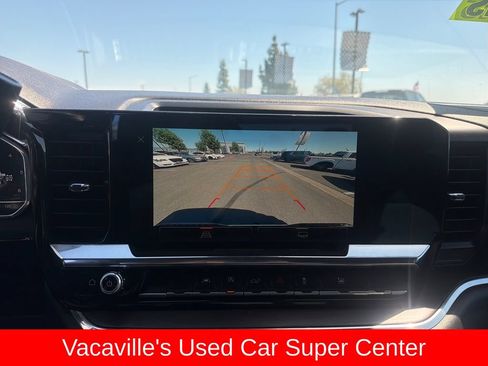 Used 2025 GMC Sierra 1500 SLT AWD/4WD image 19