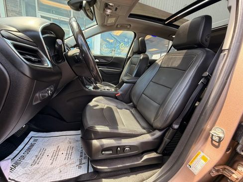 Used 2018 Chevrolet Equinox Premier AWD/4WD image 9