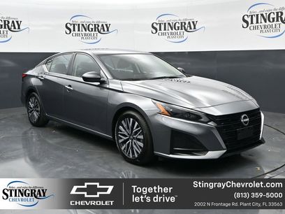 Used 2025 Nissan Altima 2.5 SV