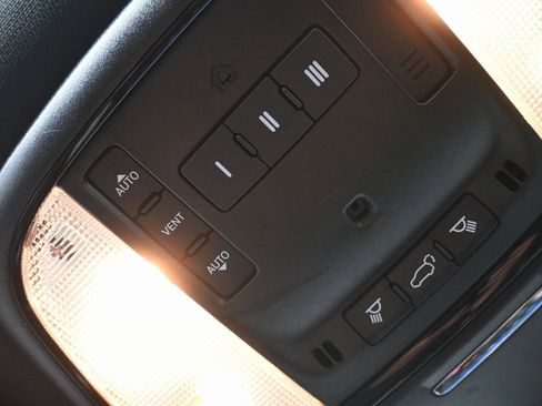 Used 2022 Dodge Durango GT image 16