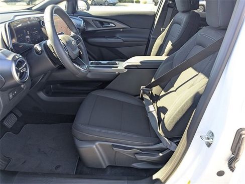 New 2026 Chevrolet Equinox EV LT image 14