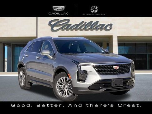Certified 2025 Cadillac XT4 Premium Luxury image 2