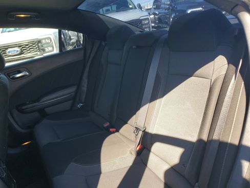 Used 2022 Dodge Charger SXT w/ Blacktop Package image 11