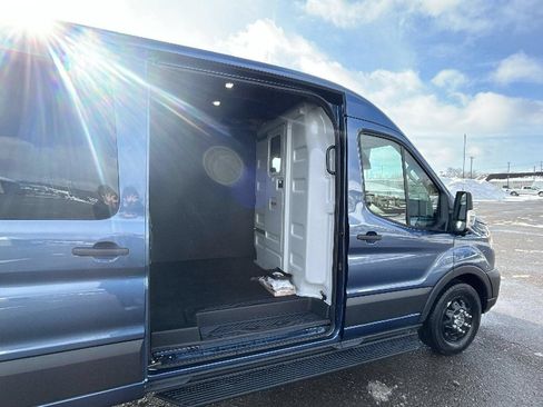 New 2026 Ford Transit 250 148 Medium Roof Extended AWD w/ Load Area Protection Package image 18