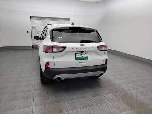 Used 2020 Ford Escape SEL image 5