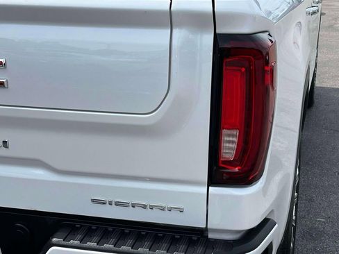 Used 2023 GMC Sierra 1500 Denali w/ Denali Reserve Package AWD/4WD image 10
