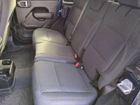 Certified 2025 Jeep Wrangler Willys image 20