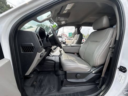 Used 2019 Ford F250 XL w/ Power Equipment Group AWD/4WD image 17