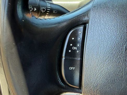 Used 2005 Ford F250 Lariat RWD image 23