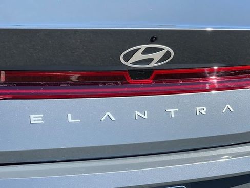 New 2026 Hyundai Elantra Blue FWD image 9