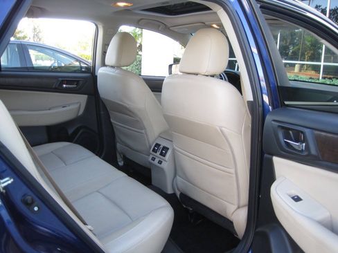 Used 2015 Subaru Outback 2.5i Limited AWD/4WD image 33