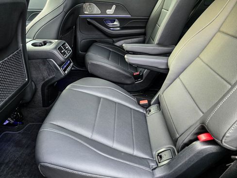 New 2025 Mercedes-Benz GLS 450 4MATIC image 31