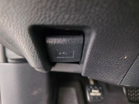 Used 2020 Toyota Camry LE FWD image 22