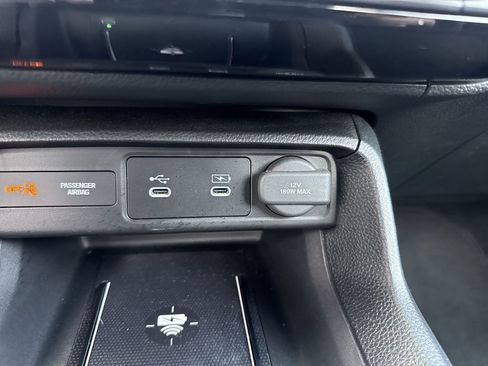 Used 2025 Honda Civic Sport Touring image 32