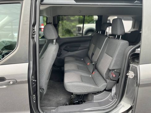 Used 2018 Ford Transit Connect XL FWD image 11