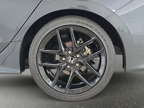 Used 2025 Honda Civic Sport image 30
