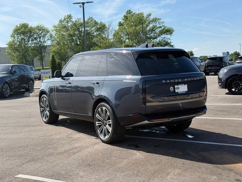 Used 2024 Land Rover Range Rover Long Wheelbase SE AWD/4WD image 9