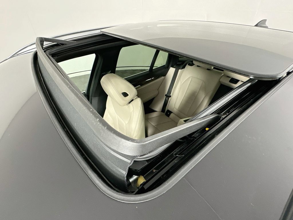 Used 2019 BMW X3 sDrive30i w/ Driving Assistance Package RWD image 22