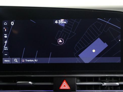 Used 2024 Hyundai Elantra SEL FWD image 37