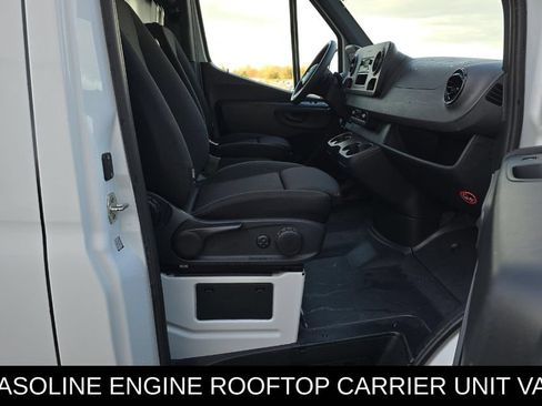 Used 2023 Mercedes-Benz Sprinter 1500 image 12
